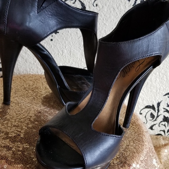 Fergie Shoes - Fergie Highheels